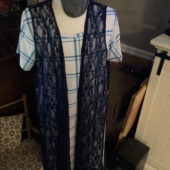 LuLaRoe Carly Dress- 2XL white with blue - Picture 4 of 4